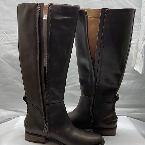 Brand new never worn Ugg Sorensen Waterproof Boots Brown 6.5 - Picture 8 of 14